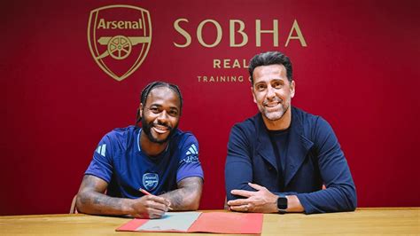 Report: Arsenal considering Raheem Sterling loan .
